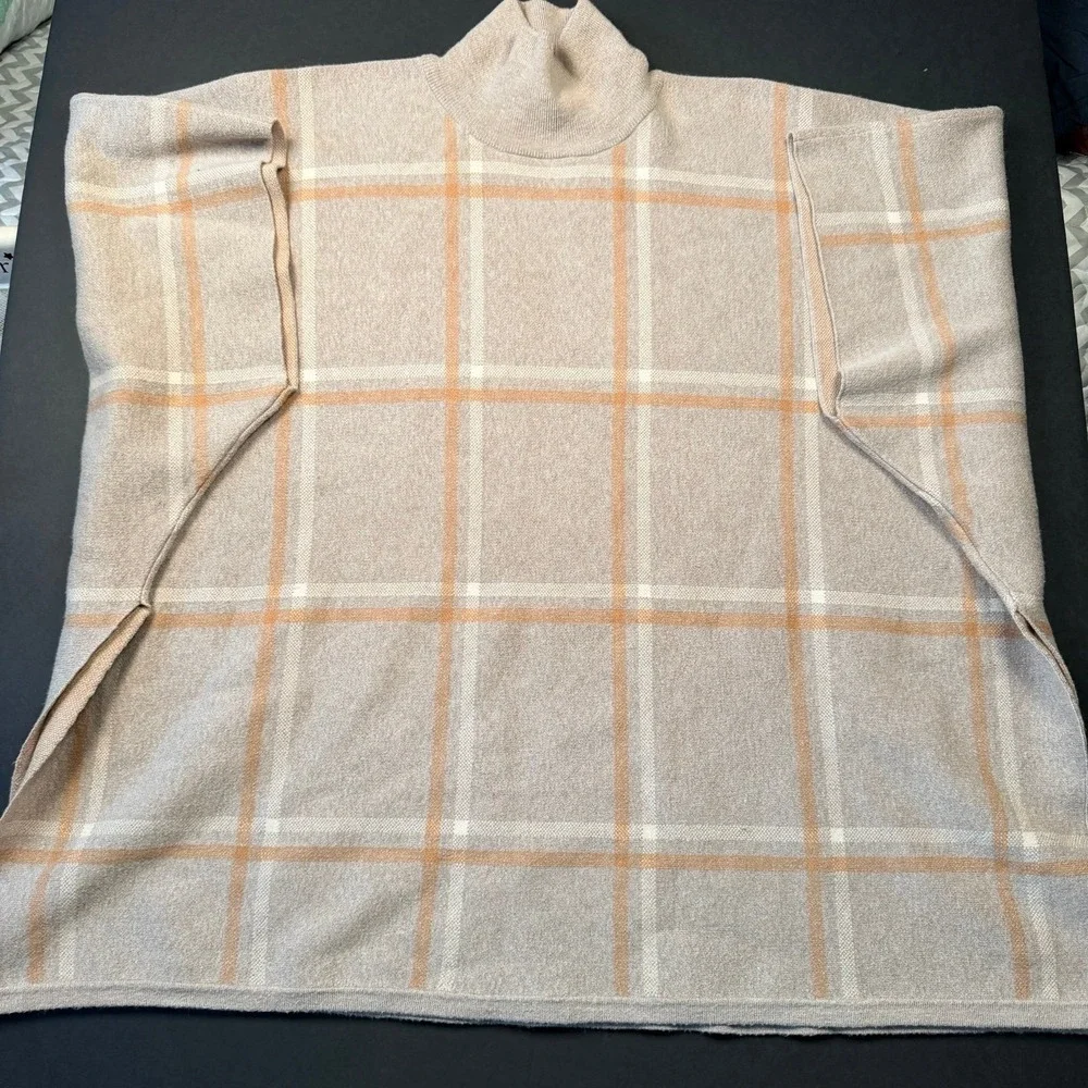 Max Studio Women's Poncho‎ Cape Mock Turtle Neck Plaid One Size Knit Pullover